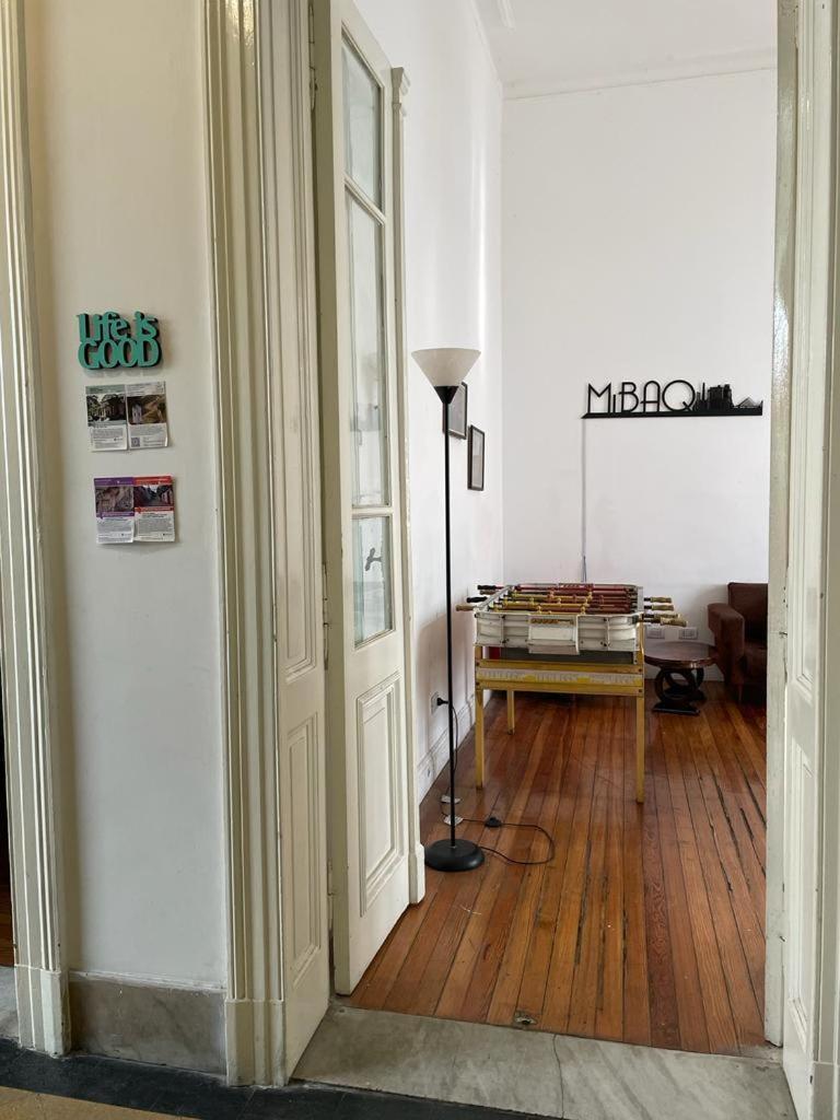 MiBAQ Hostel Buenos Aires Exterior foto